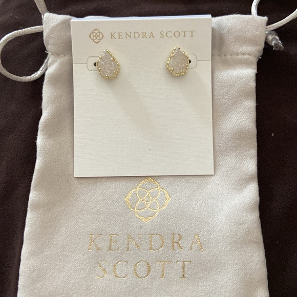 KENDRA SCOTT EARRINGS NWT - Picture 1 of 8